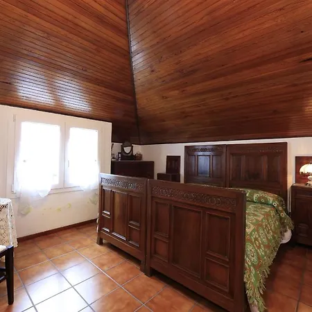 Sleeps 4 Desenzano del Garda